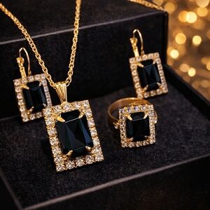 Sophisticated Black and Gold Necklace Set
